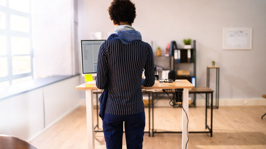 How a Standing Computer Desk Can Boost Your Efficiency - Purpleark